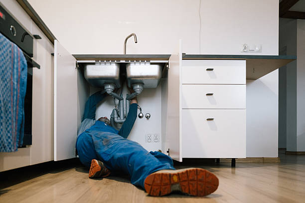 Professional Drain Cleaning technician working in Bennington, NE